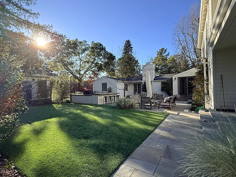 145 Las Vegas Rd — Photo 3
