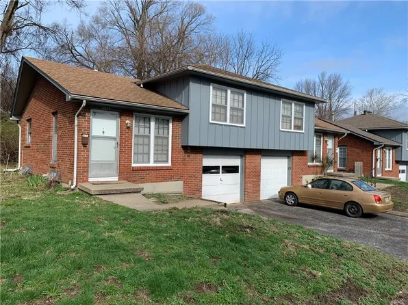 1015 E Stone St, Independence, MO 64050