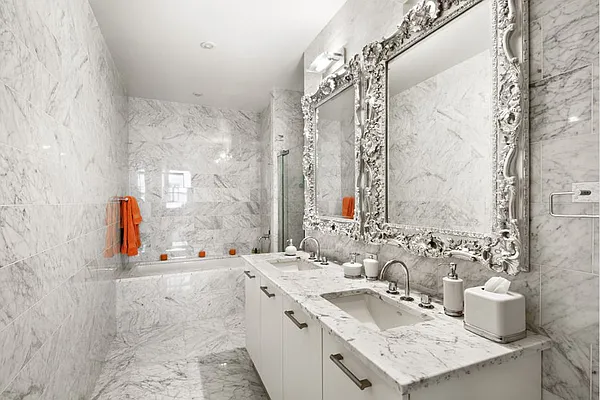 Sold by Stribling | media 9