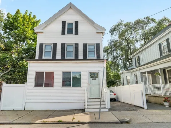19 Richmond St, Boston, MA 02124