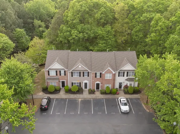 424 Alero Rd, Raleigh, NC 27610