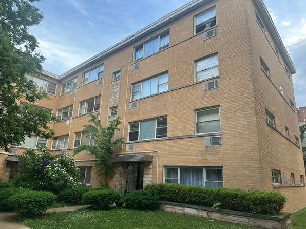2205 W Highland Ave #1N, Chicago, IL 60659