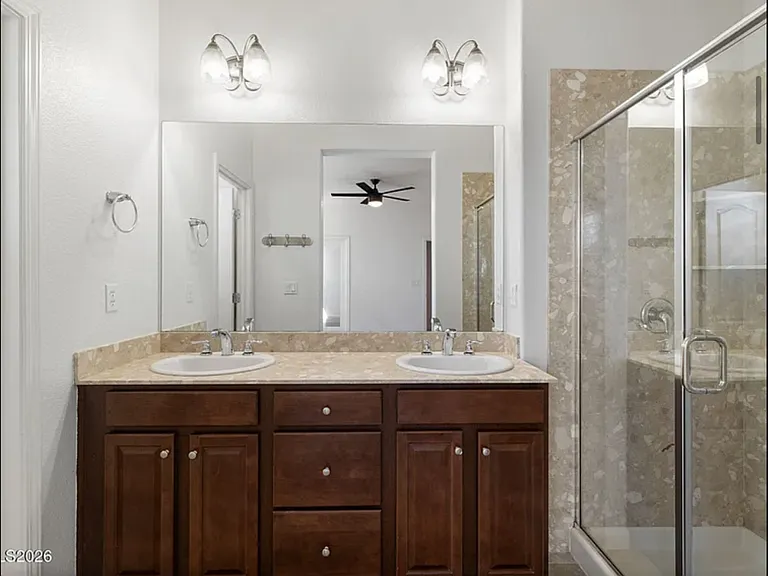 2710 Alessandro Dr — Photo 23