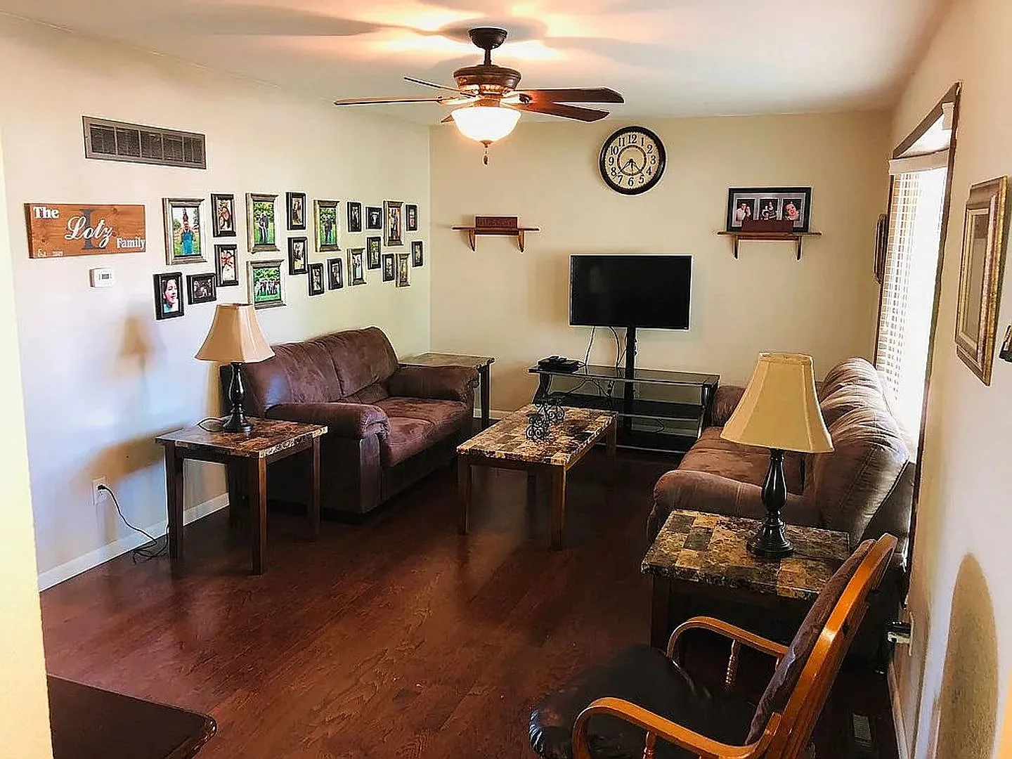Spacious 3BR House in Macomb — Photo 2