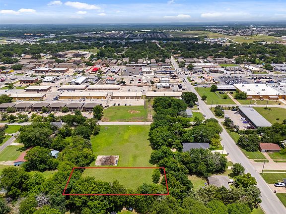 2nd image of 3010 Star Ave