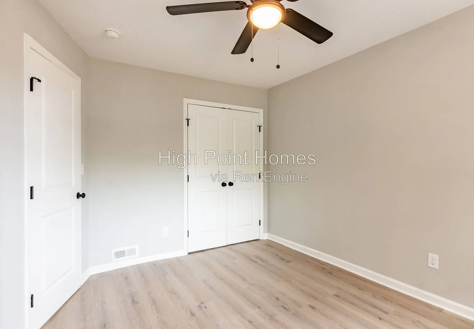 2 bed, 1.5 bath, 950 sqft, $1,225 — Photo 4