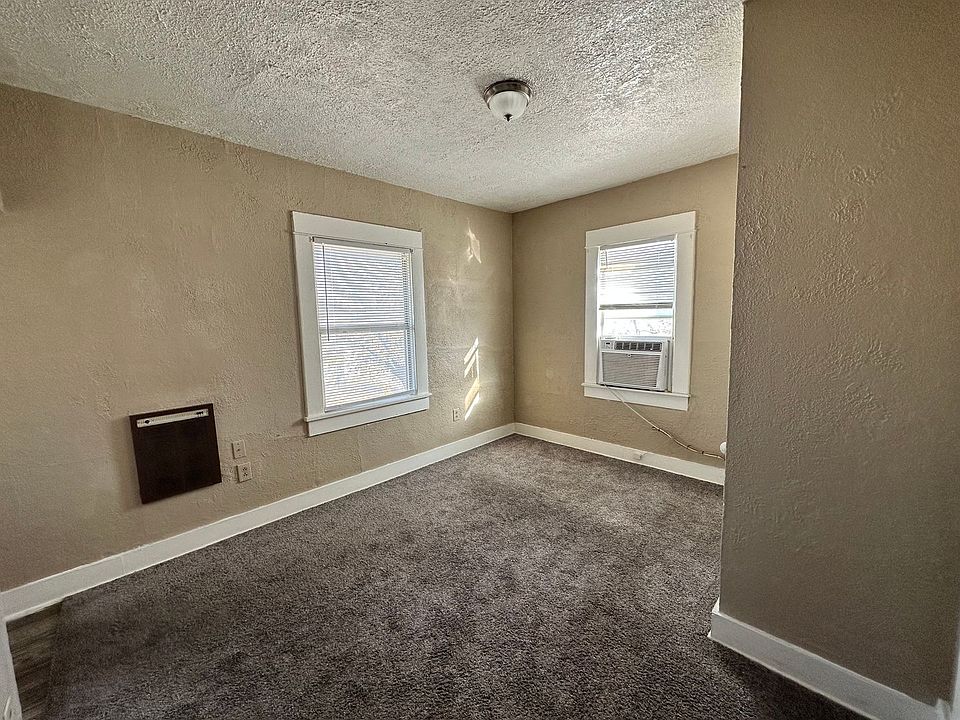 1st image of 715 Asp Ave #715/6