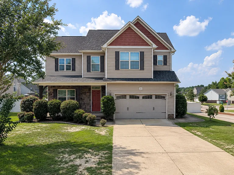 14 Marquis Dr — Photo 1