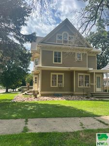 35 4th St SE, Le Mars, IA, 51031