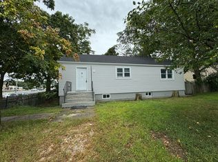 1404 Middle Country Rd, Selden, NY 11784
