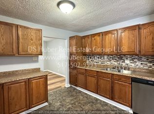 2711 Dunlap St, Lansing, MI 48911