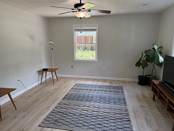 5th image of 4451 Donwood Dr