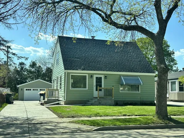 725 South 119th STREET, West Allis, WI 53214