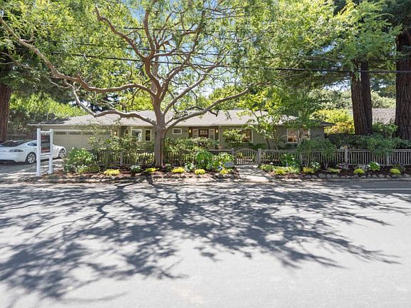 2nd image of 1745 Oakdell Dr