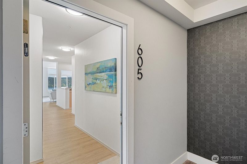 4th image of 15020 Bothell Way NE #605