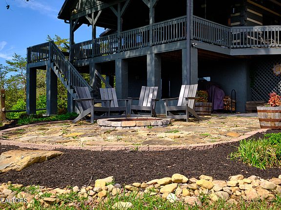 45th image of 1019 Moonside Ln