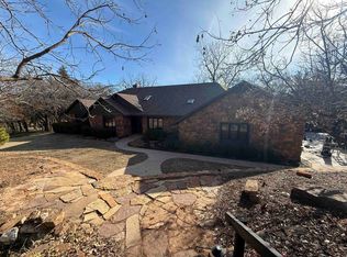 78 Country Oaks St, Woodward, OK 73801