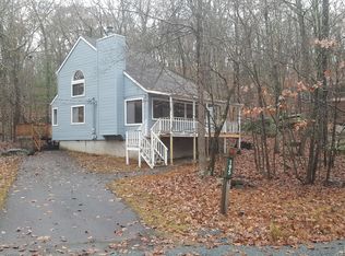 195 Falling Waters Blvd, Lackawaxen, PA 18435