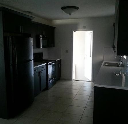 5th image of 9581 Martinique Dr