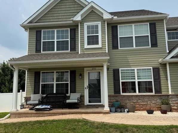 250 Callie Dr, York, PA 17404