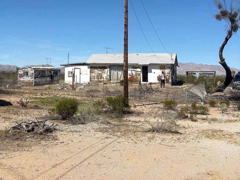 1st image of 66125 W SIMCOX Road