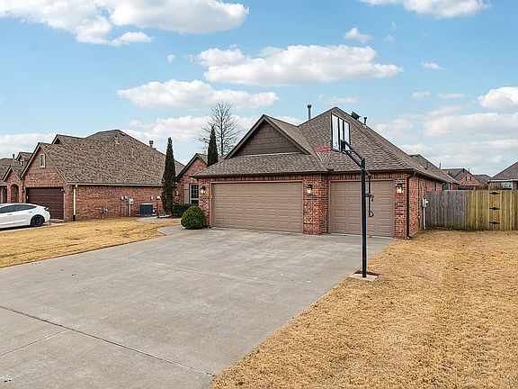 3rd image of 26502 Gallo Dr