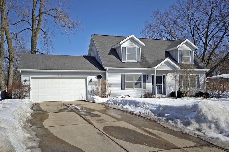 1st image of 2620 Sleepy Hollow Dr