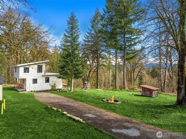 17802 244th Avenue NE, Woodinville, WA 98077