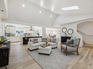223 Francisco St, El Granada, CA 94018