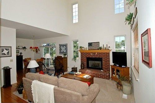 2nd image of 2190 Braeburn Dr Unit D