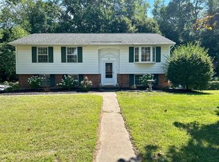 34 Spa Dr, Saratoga Springs, NY 12866