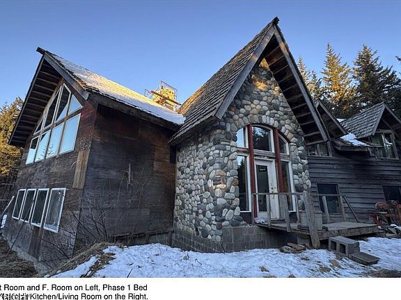 2nd image of 1139 De Graffenried Ct