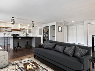 585 W Curling Dr, Boise, ID 83702