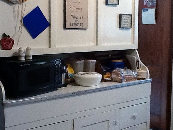 5th image of 103 College St