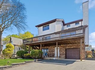 6 Cottage Ave, Landing, NJ 07850