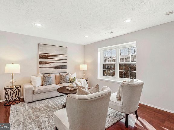 5th image of 2857 Great Oak Ct