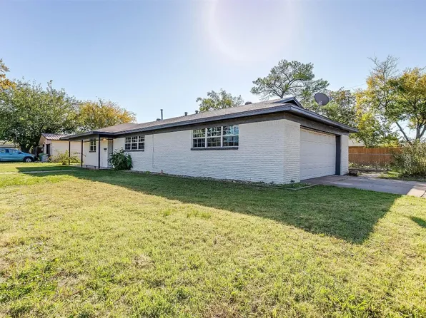 1300 SE 21st St, Mineral Wells, TX 76067