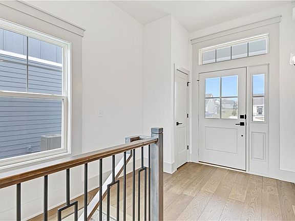 3rd image of 13205 W 174th Pl