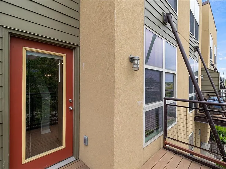 4571 Madison Ave #E-1 — Photo 17