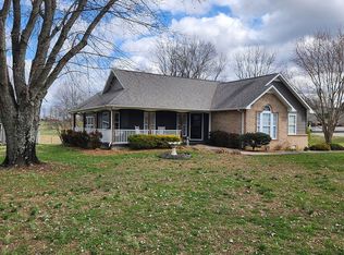 1074 Milk Plant Rd, Sparta, TN 38583