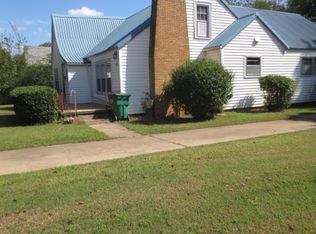 214 E Texas St, Walters, OK 73572
