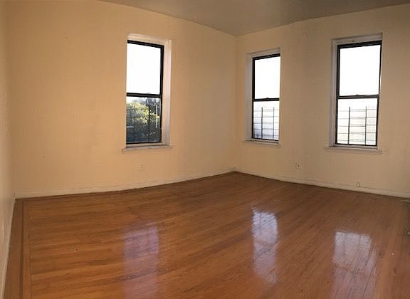 4th image of 1549 Prospect Pl APT 4E