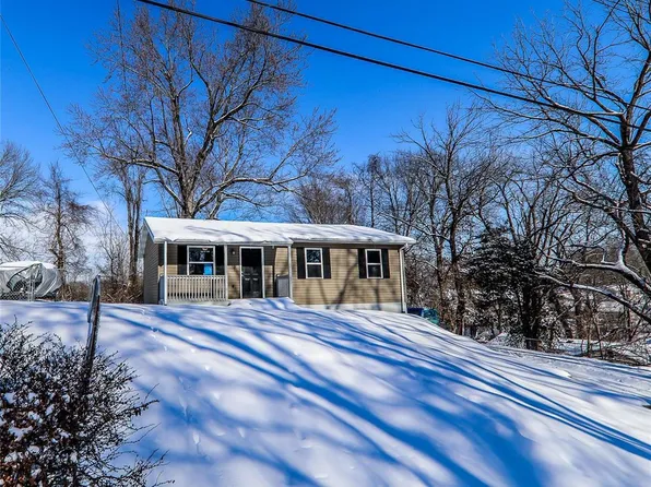 921 Alco Dr, Collinsville, IL 62234