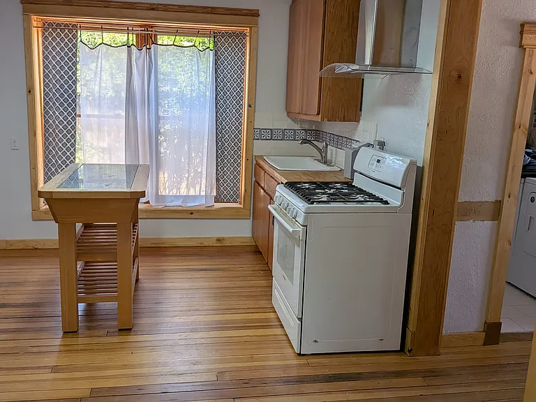 2500 Thompson Rd NW — Photo 15
