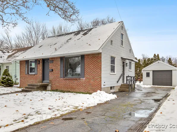 717 Everglade Dr SE, Grand Rapids, MI 49507