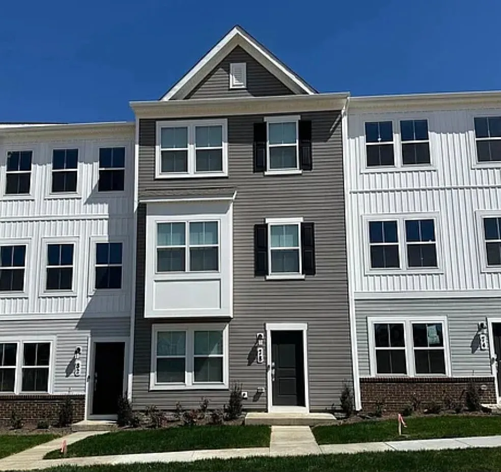 3 bed, 1506 sqft, $1,990 — Photo 4