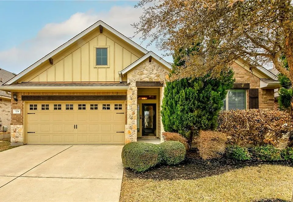 124 Navigator Dr