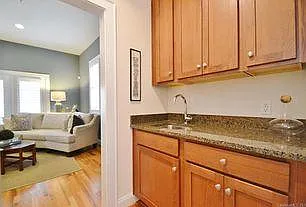 Pantry/wet bar area