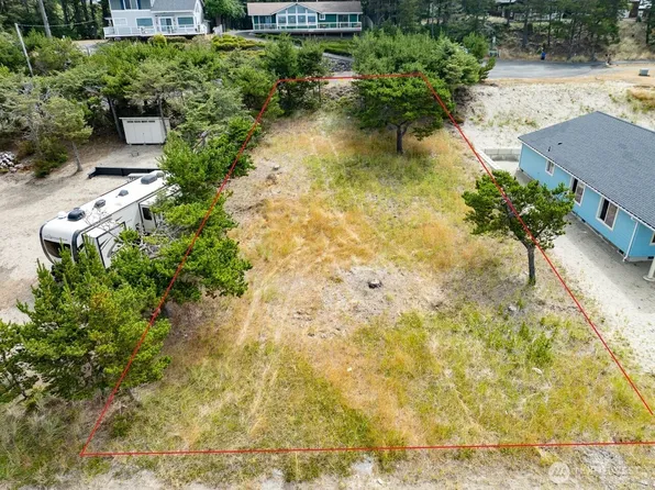 34010 J PL, Ocean Park, WA 98640