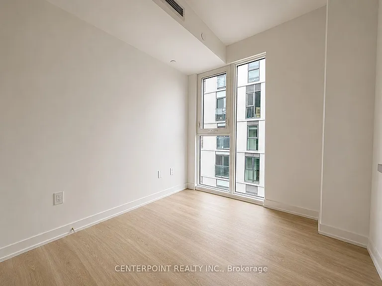 500 Wilson Ave #1016 — Photo 9